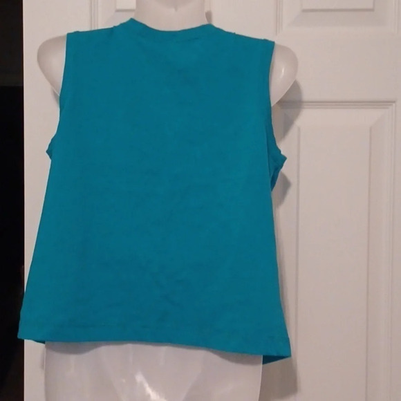 💙🌹TANK top and shorts with cute embroidery - Picture 7 of 13